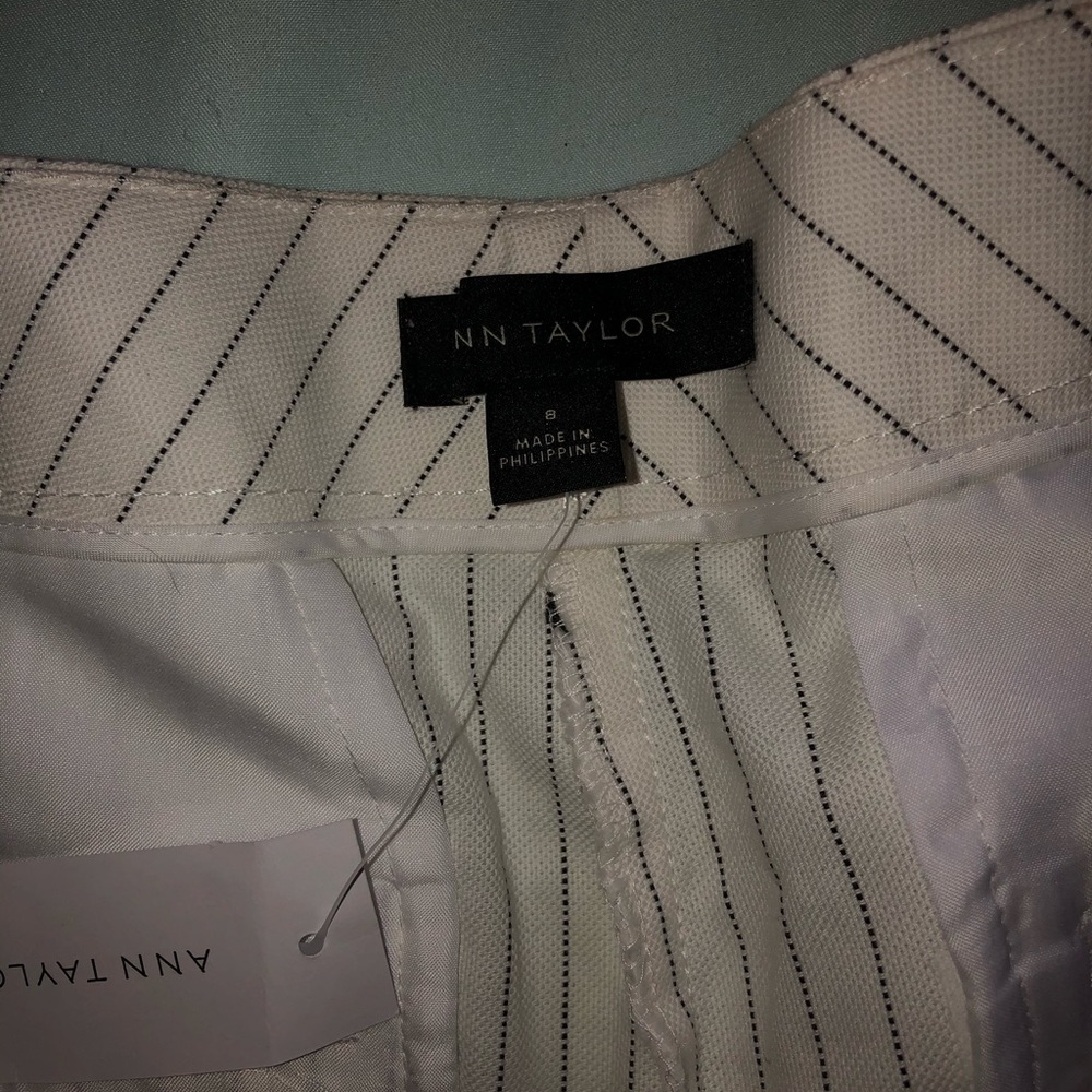 High Rise - Wide Leg Capri - Picture 4 of 4